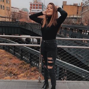 Meet your Posher, Bella